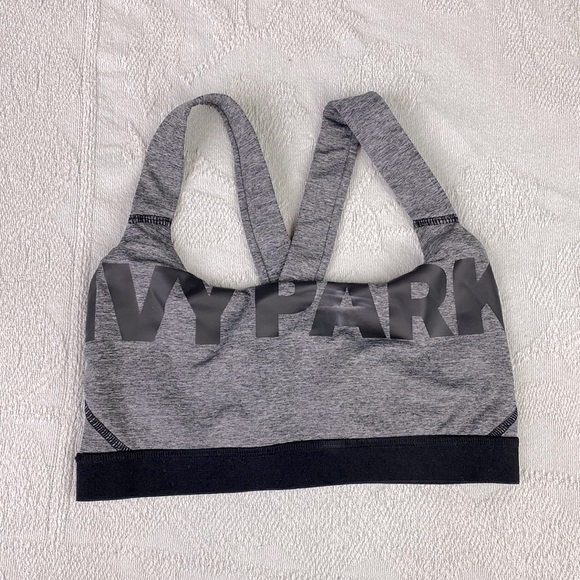 IVY PARK Logo Sports bra - Picture 2 of 6